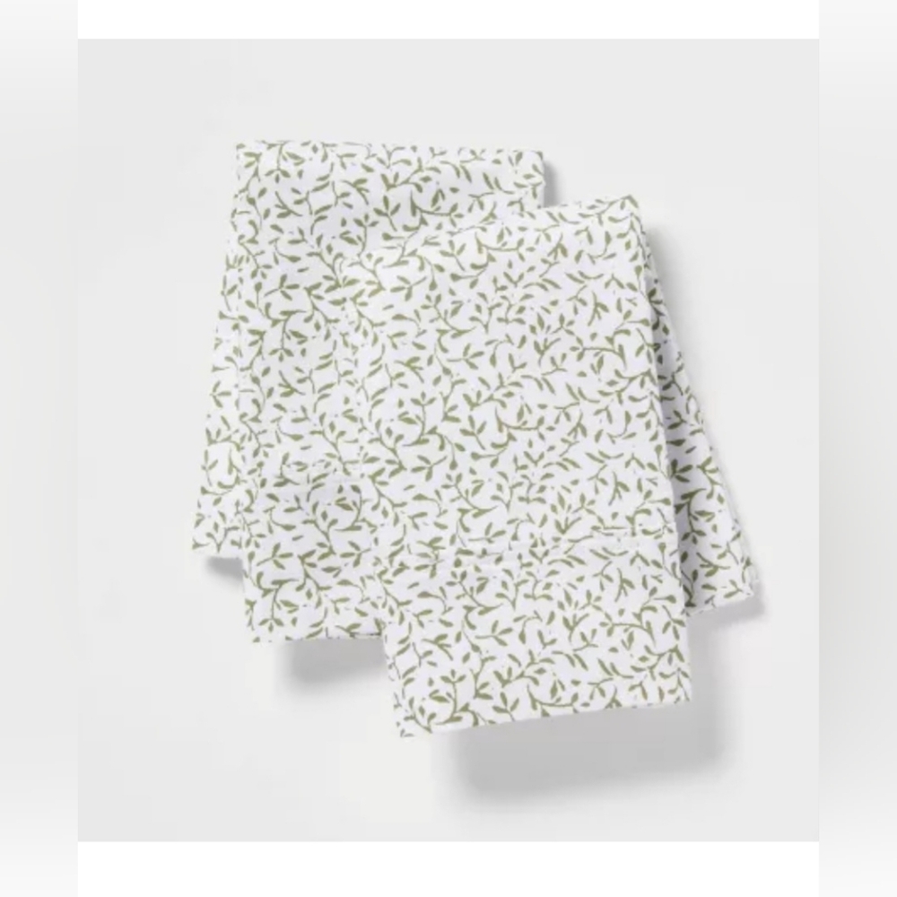 King Printed Performance 400 Thread Count Pillowcase Set Green Vine - Threshold™